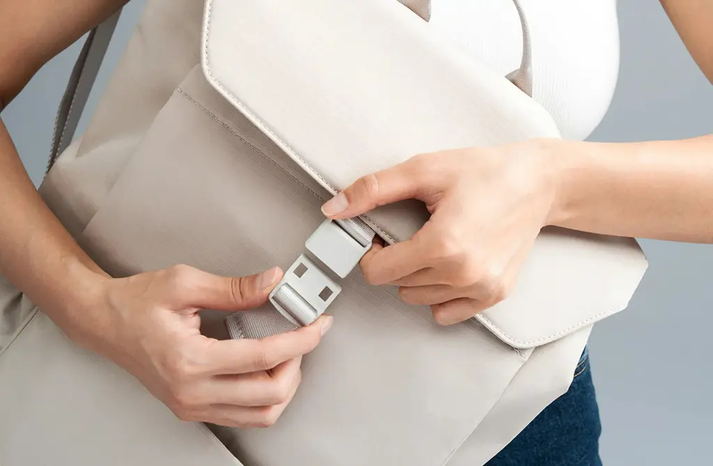 imgi_22_Arden-Backpack-Webdeck_03_4e5235ea-b263-4bbe-962c-ed6600898f7b.webp