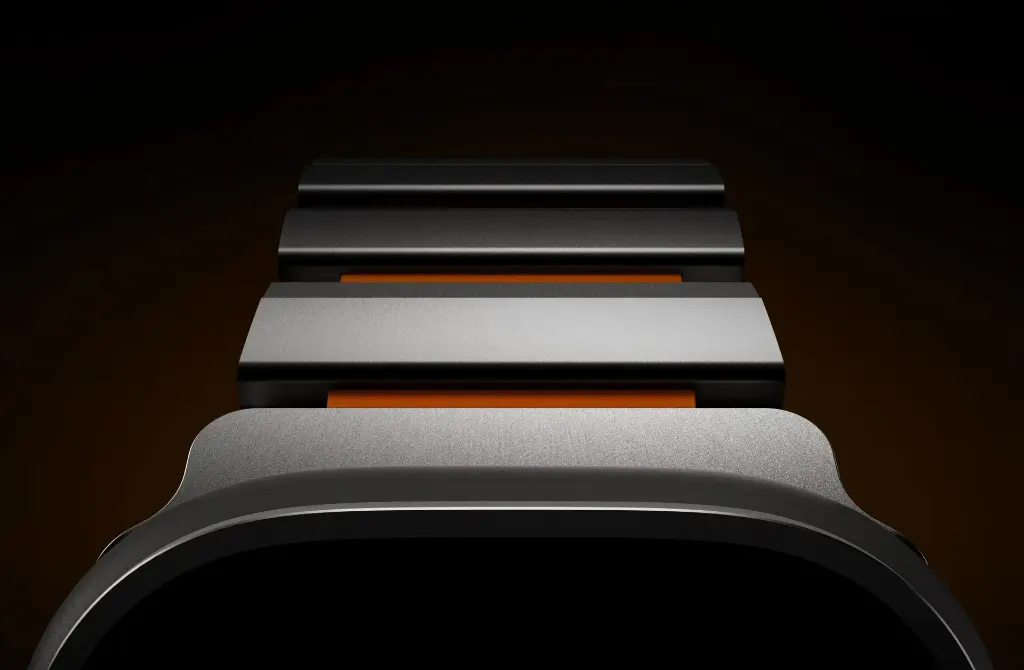 imgi_27_StrovaFlex_WebDeck_3._Scratch_Resistant_Carbon_FInish.webp