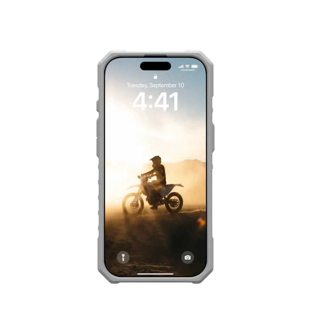 imgi_447_UAG_HS_APPLE_IPHONE-2024-JOHN_PATHFINDER-CLEAR_ACTIVE-NEON_STD_06.webp
