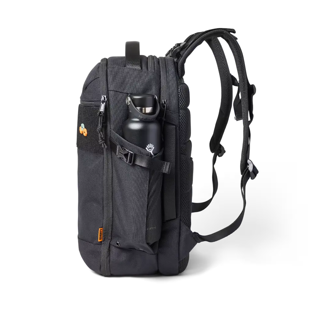 imgi_36_UAG_24L_Premium_Tech_Backpack_BLK-5.webp