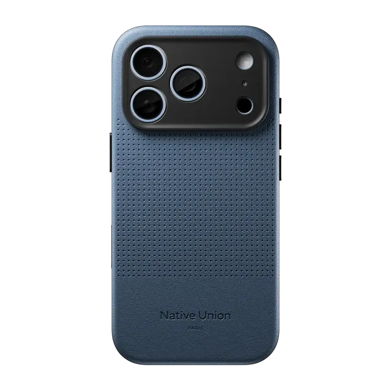 imgi_47_Active_18P_Navy_Front_WithPhone.webp