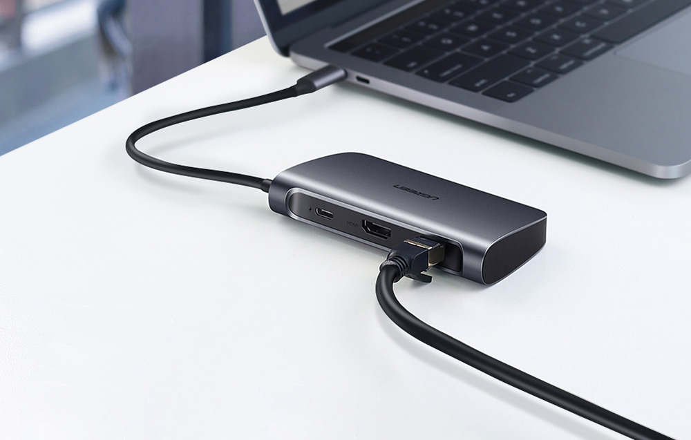 UGREEN - USB -C in 1 MULTIFUNCTION ADPTER