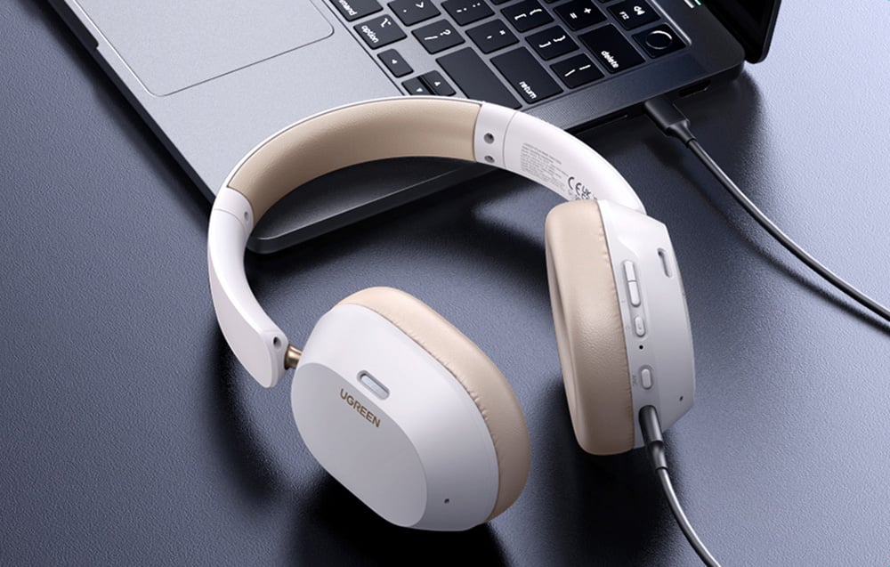 UGREEN HiTune Max5c Hybrid Active Noise-Cancelling Headphones - White