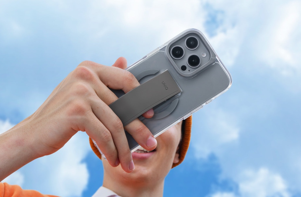 Uniq Hybrid Heldro Max MagSafe Case with Camera Stand for iPhone 16 Pro Max – Lucent Clear