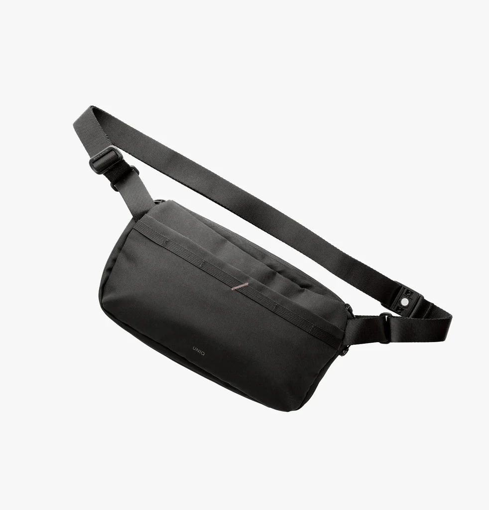 Uniq Denver CrossBody Bag 5L - Midnight	Black